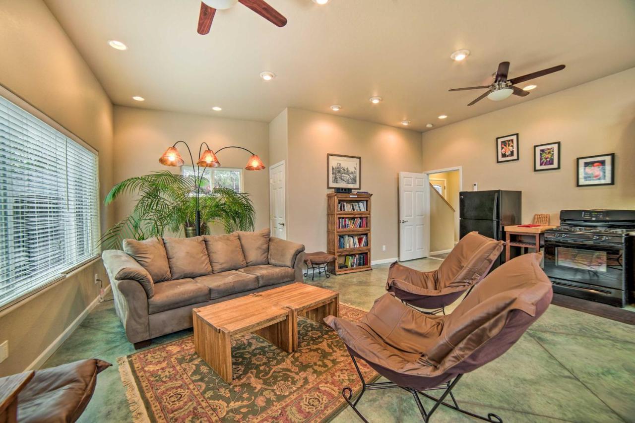 Hilltop Loft Ukiah Vacation Rental! Exterior foto