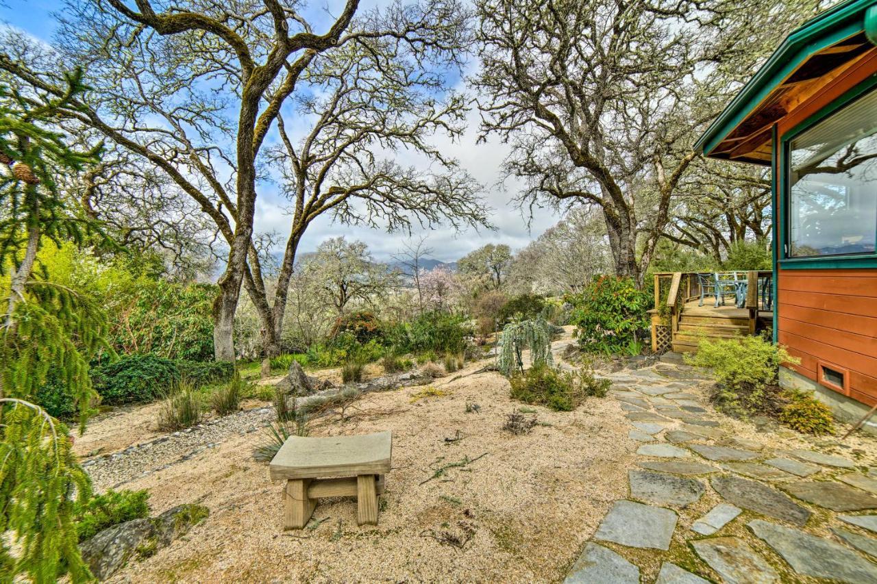 Hilltop Loft Ukiah Vacation Rental! Exterior foto
